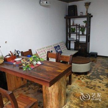 重庆典亚民宿酒店提供图片