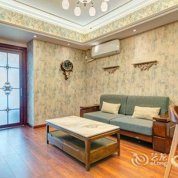 青岛名城小屋酒店提供图片