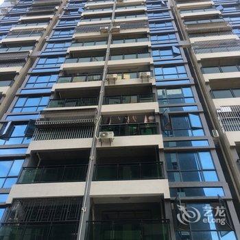 东莞浪漫之家欢迎大家公寓酒店提供图片