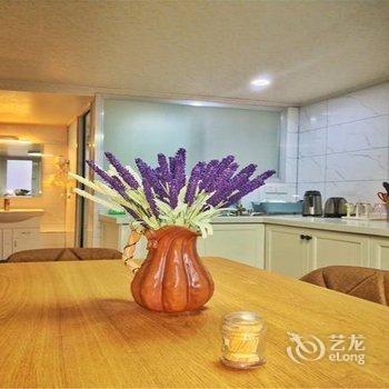 青岛游弋的小海豚特色民宿(4号店)酒店提供图片