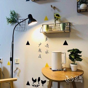 西安明年在巴黎公寓酒店提供图片