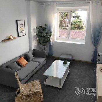 青岛临海听风望海小居公寓酒店提供图片