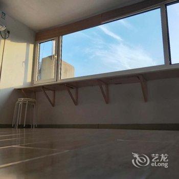 青岛临海听风望海小居公寓酒店提供图片