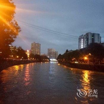 成都宽窄巷子琴台路地铁口等您回家公寓酒店提供图片