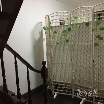 青岛溪边树公寓酒店提供图片