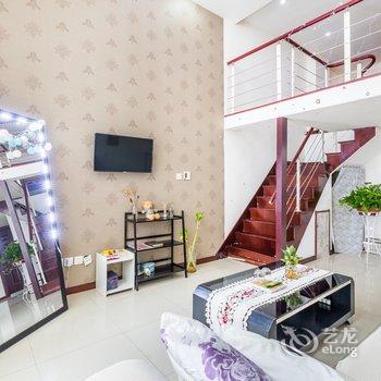青岛FY小屋(2号店)酒店提供图片