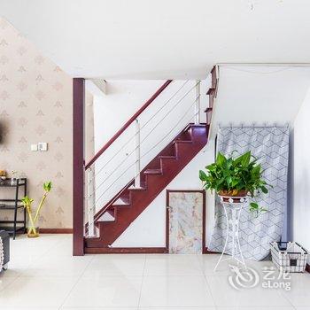 青岛FY小屋(2号店)酒店提供图片