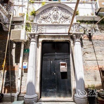 瑞金医院田子坊特色民宿NO.6酒店提供图片