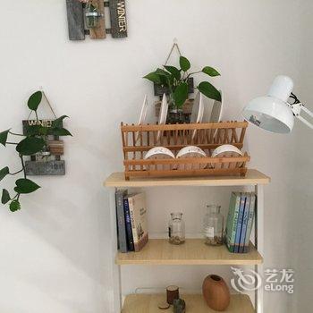 南宁白色的草草公寓酒店提供图片