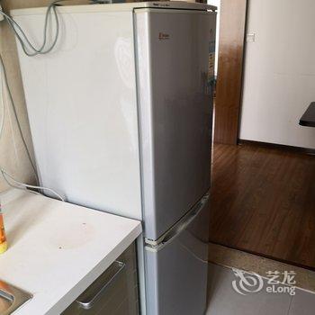 荣成张伟558公寓酒店提供图片