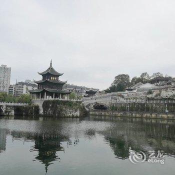 贵阳省医中医学院甲秀楼附近二室一厅公寓(2号店)酒店提供图片