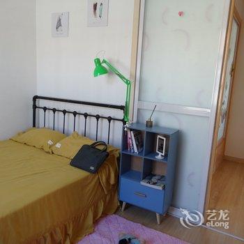 青岛海边巷子里的小楼特色民宿酒店提供图片