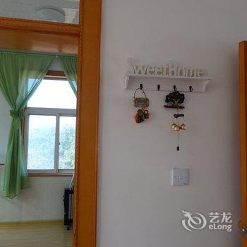 青岛海边巷子里的小楼特色民宿酒店提供图片