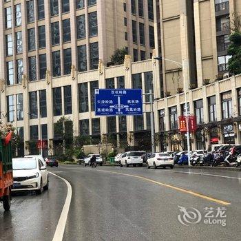 南宁美少女战士LgR公寓酒店提供图片