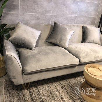 上海Loft蜗居公寓酒店提供图片
