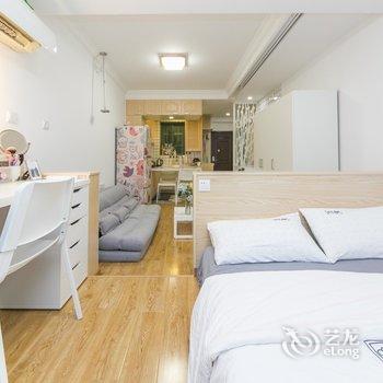 上海平凡先生公寓酒店提供图片