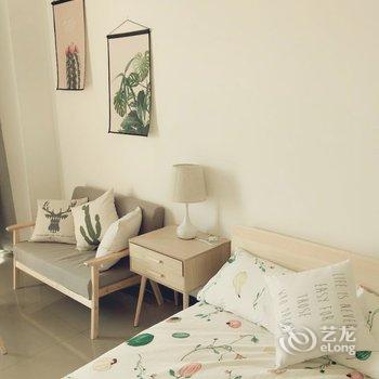 南宁白色的草草公寓酒店提供图片