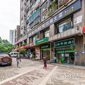 重庆丽莎的家公寓(红石路分店)酒店提供图片