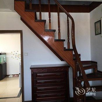 青岛溪边树公寓酒店提供图片