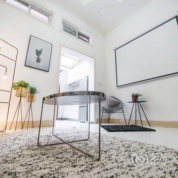 后窗日租民宿(上海瑞金二路分店)酒店提供图片