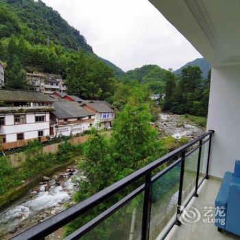 西岭雪山原山民宿酒店提供图片