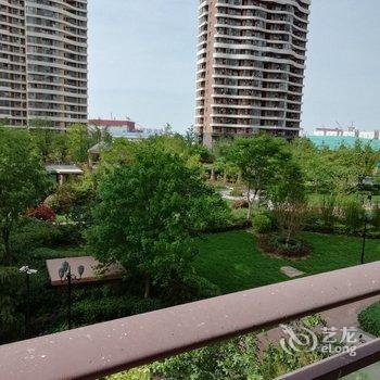 小龙虾公寓(青岛儿童乐园店)酒店提供图片