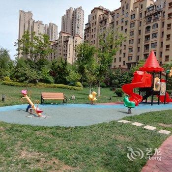 小龙虾公寓(青岛儿童乐园店)酒店提供图片