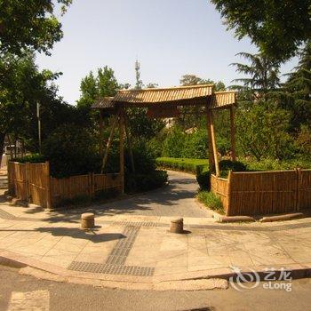 青岛假日青岛 煮海鲜 喝散啤公寓(2号店)酒店提供图片