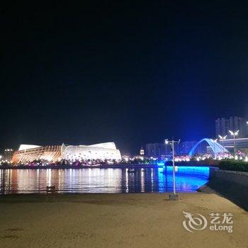 青岛东方影都-星光岛豪装民宿(石山路分店)酒店提供图片