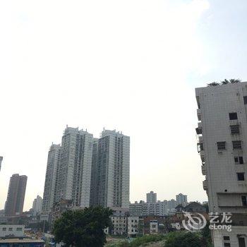 南宁游南宁必签到地Ins风公寓酒店提供图片