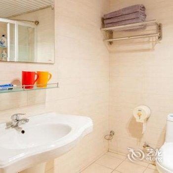 重庆华(00006000)公寓(人民解放纪念碑分店)酒店提供图片