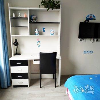 小格子公寓的门神(重庆大学城南路分店)酒店提供图片