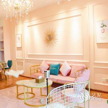 成都宽窄巷子小黑公寓(3号店)酒店提供图片