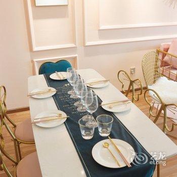 成都宽窄巷子小黑公寓(3号店)酒店提供图片
