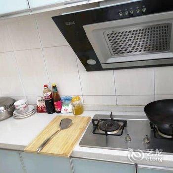 青岛浪漫满屋公寓(5号店)酒店提供图片