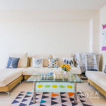 爱上青岛的双鱼座范范公寓(青岛广州路分店)酒店提供图片