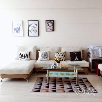 爱上青岛的双鱼座范范公寓(青岛广州路分店)酒店提供图片