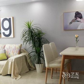 成都成都爱上熊猫民宿(黄河中路二段分店)酒店提供图片