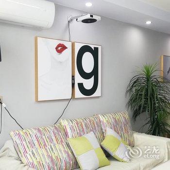 成都成都爱上熊猫民宿(黄河中路二段分店)酒店提供图片