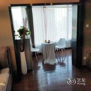 往事如疯公寓(北京郎家园路北口店)酒店提供图片