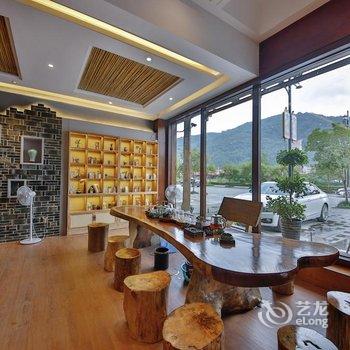 溪畔女儿家客栈(张家界千古情店)酒店提供图片