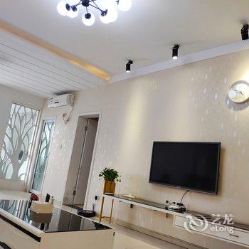 岳阳大山小居公寓酒店提供图片