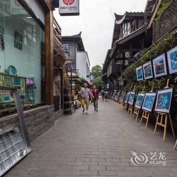 成都小罗民宿(12号店)酒店提供图片