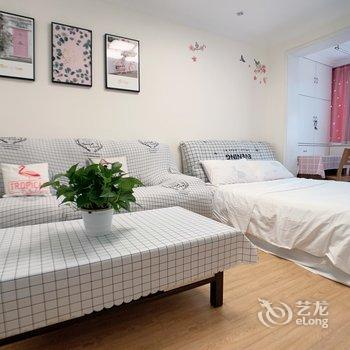 魔法小屋(杭州河坊街景区店)酒店提供图片