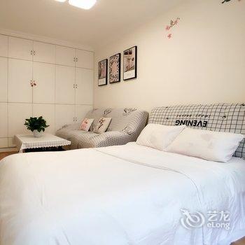 魔法小屋(杭州河坊街景区店)酒店提供图片