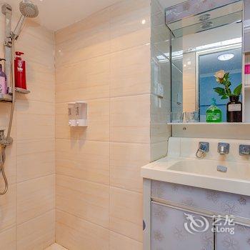 成都成都爱上熊猫民宿(黄河中路二段分店)酒店提供图片