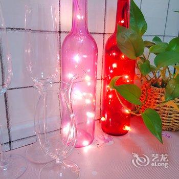 南宁白色的草草公寓酒店提供图片