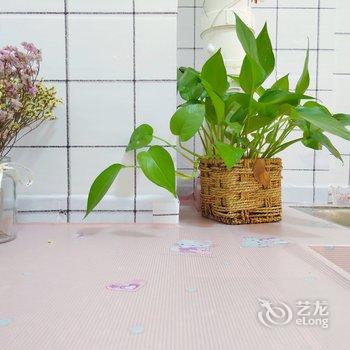 南宁白色的草草公寓酒店提供图片
