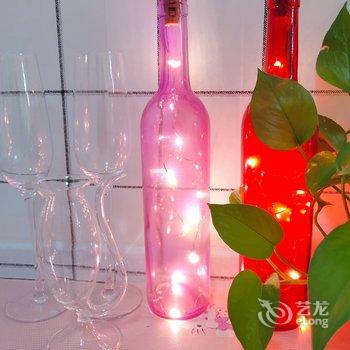 南宁白色的草草公寓酒店提供图片