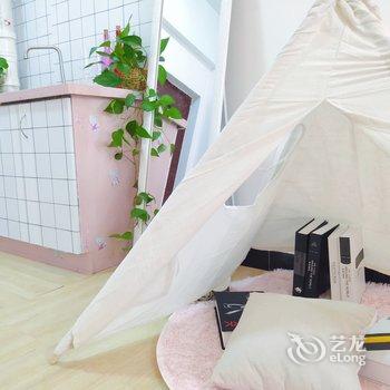 南宁白色的草草公寓酒店提供图片
